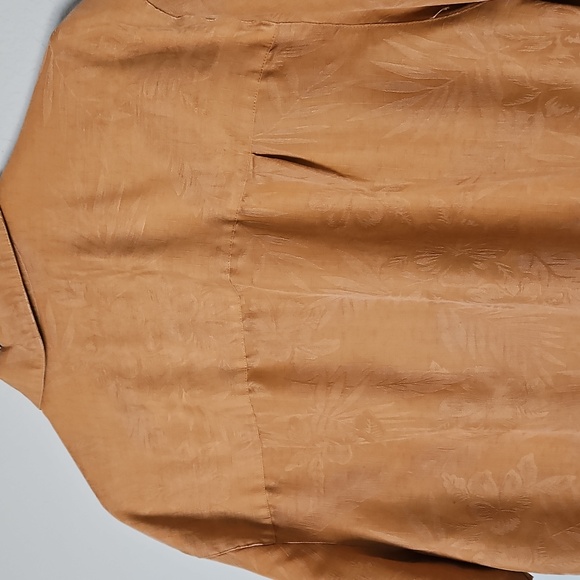 Island Shores Short Sleeve Button Down Tropical Vacation Shirt Floral Print M - Picture 8 of 10